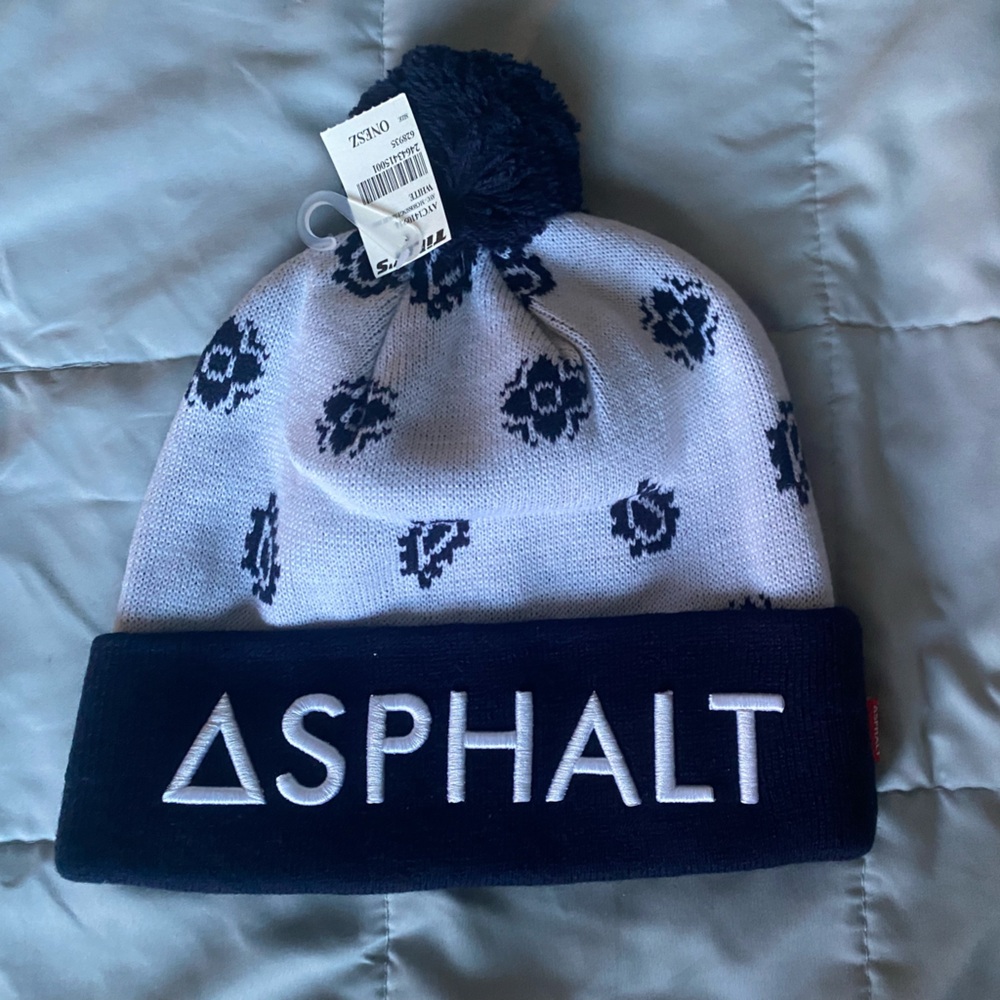 Asphalt Yacht Club One sz NWT